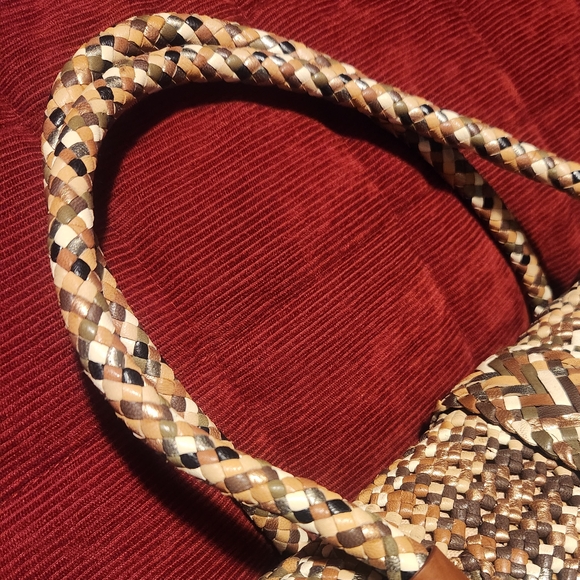Woven Tan and Brown Handbag - Picture 8 of 8